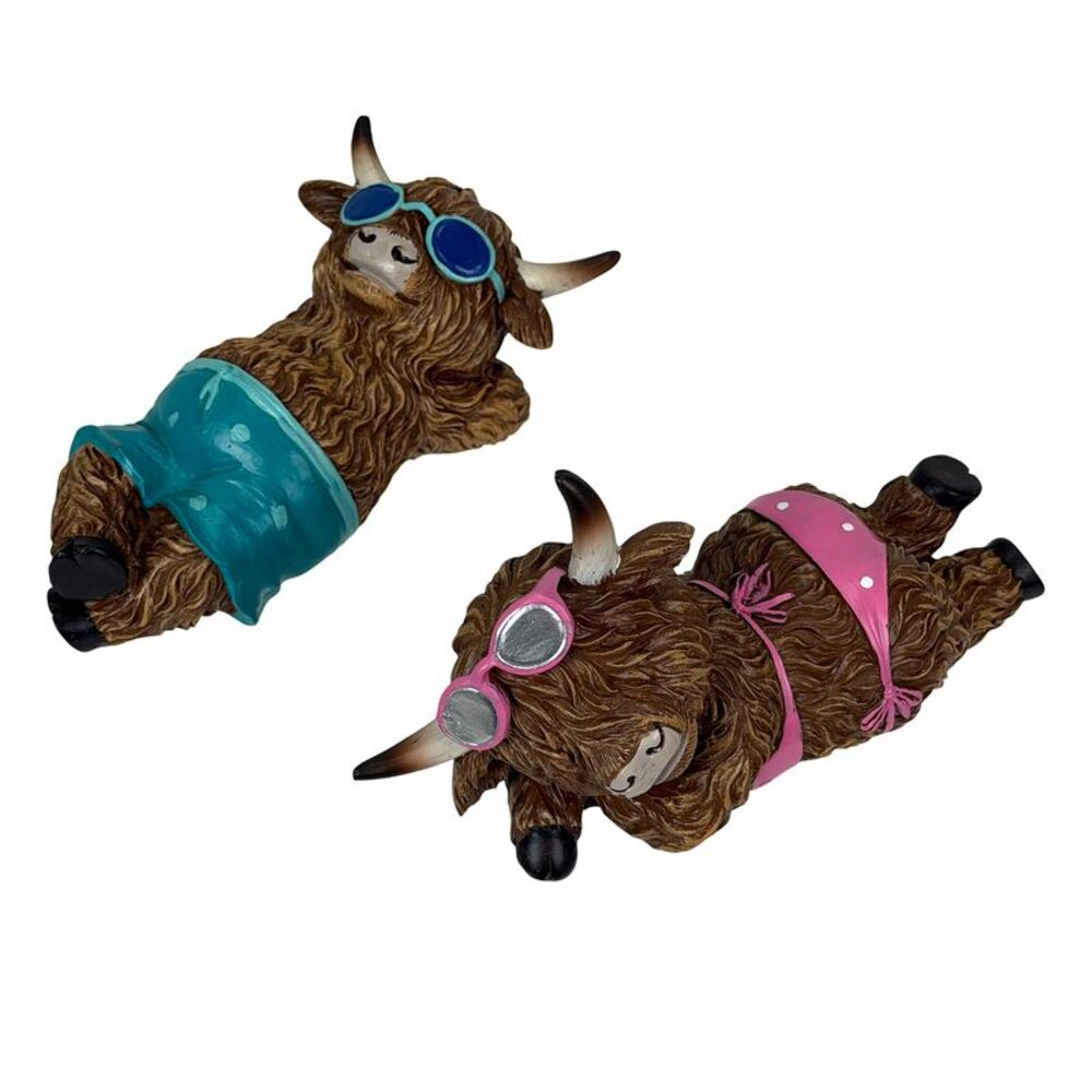 Beach Highland Cow Figurines Set of 2 Resin 4 in Coastal Shelf Decor